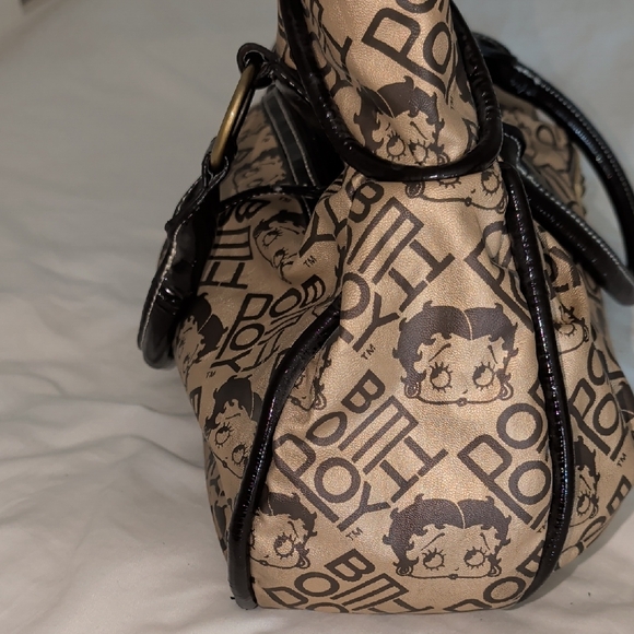 Betty Boop Black & Tan Logo Shoulder Bag with Gold Hardware - Picture 9 of 14